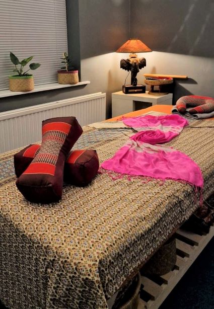massage room bed